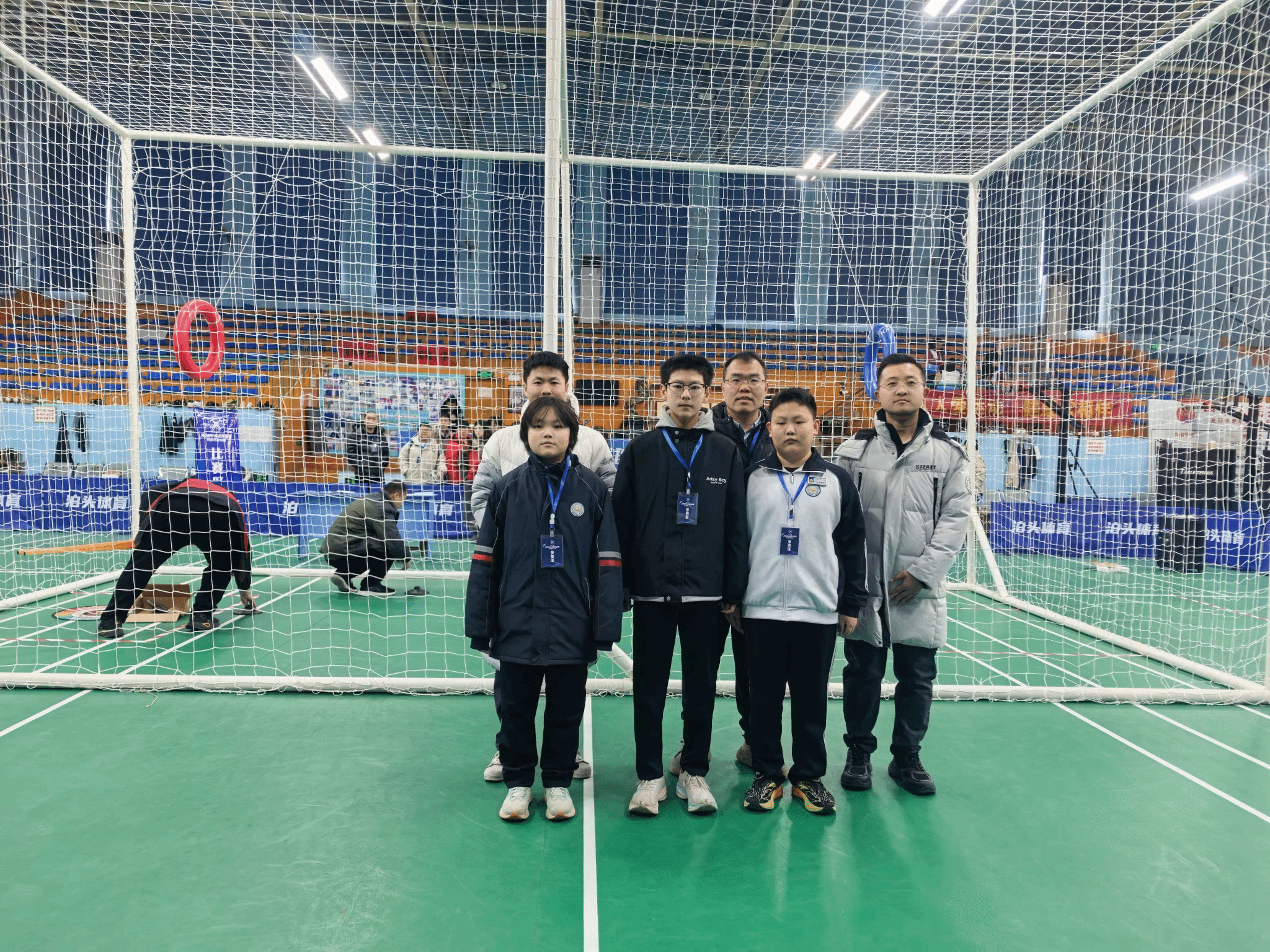 我校指导教师团队在沧州无人机足球联赛中荣获佳绩